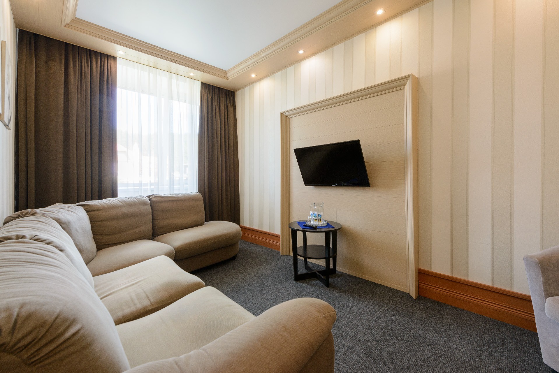 Джуниор сюит 2-местный 