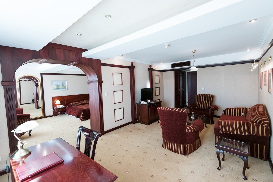 Люкс Премиум, Бизнес корпус