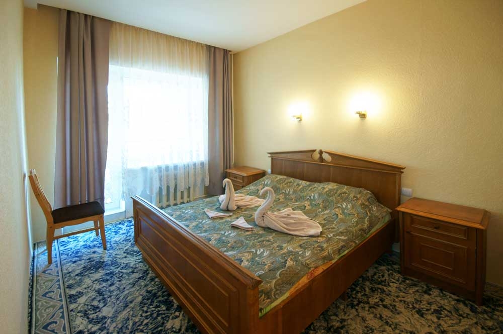 Люкс 2-местный,2-комнатный,корп.Южный