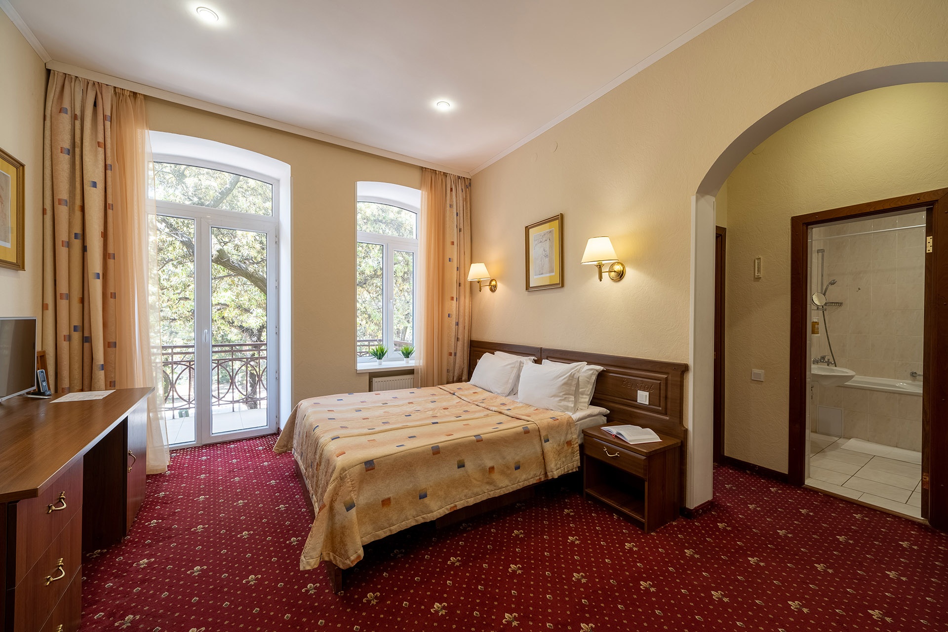 Посмотреть в галерее Suite Junior 2-местный