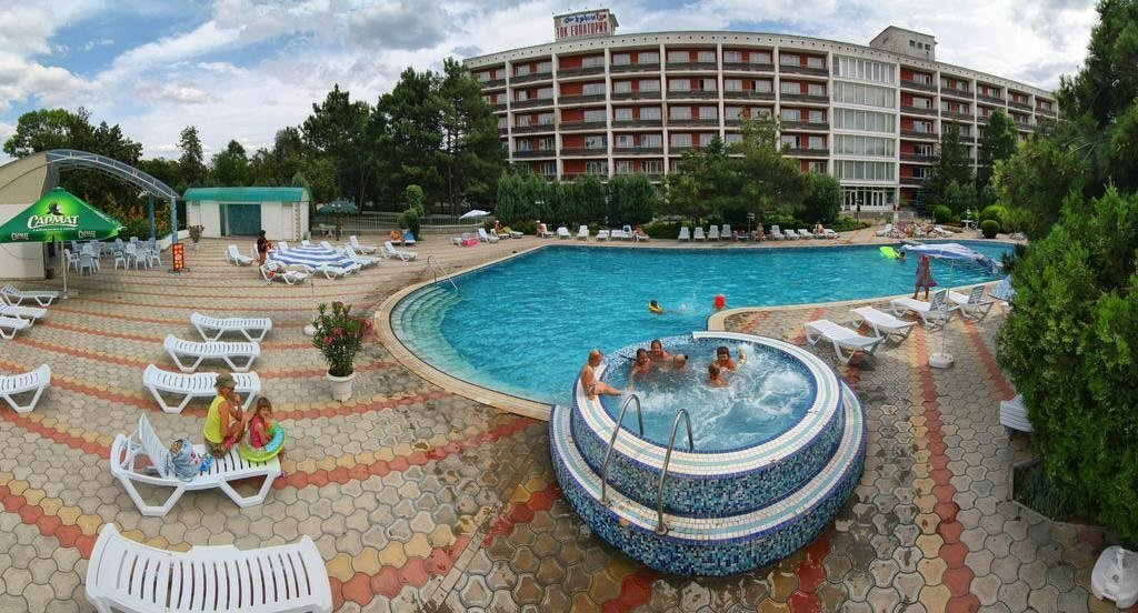Бассейн
