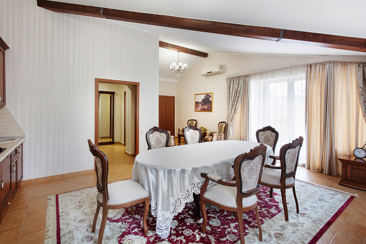 Suite 3х комнатный Сюит