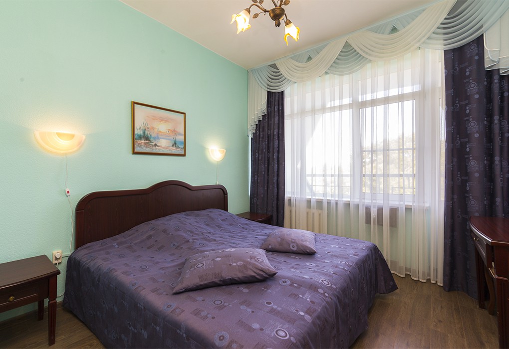 Посмотреть в галерее 2-мест. 2-комн. люкс, корп. 2