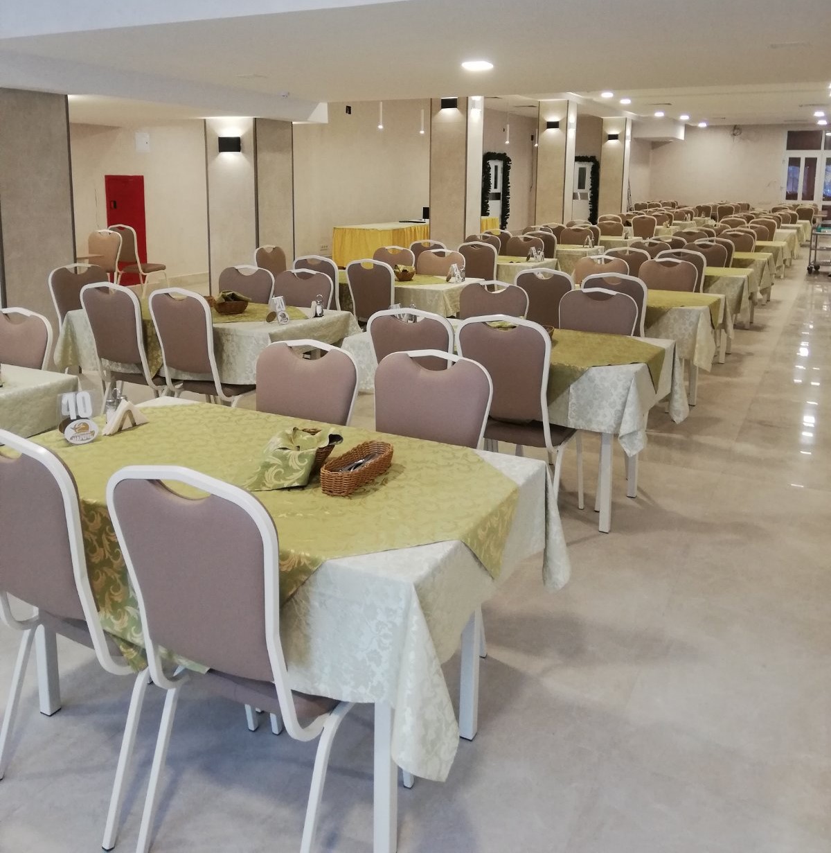 Санаторий «Нарочанский берег» Санаторий «Нарочанский берег»