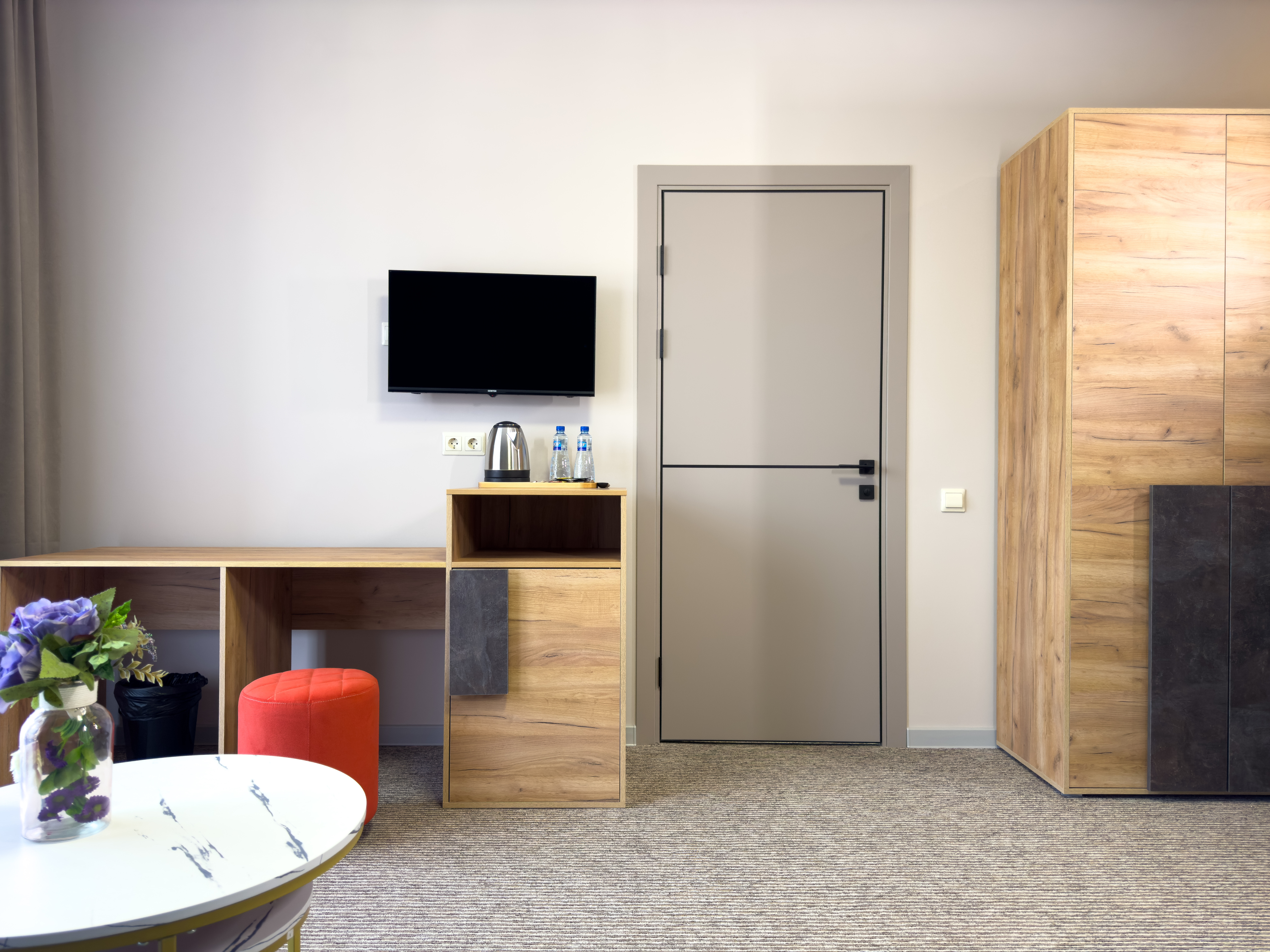 Люкс 2-местный 2-комнатный с балконом  корпус 2