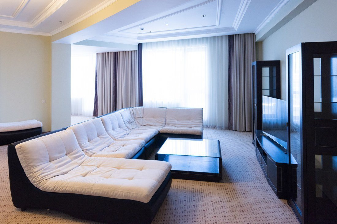 Апартаменты, Основной корпус