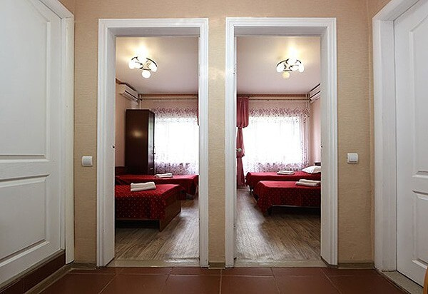 Посмотреть в галерее 2-мест. эконом в блоке