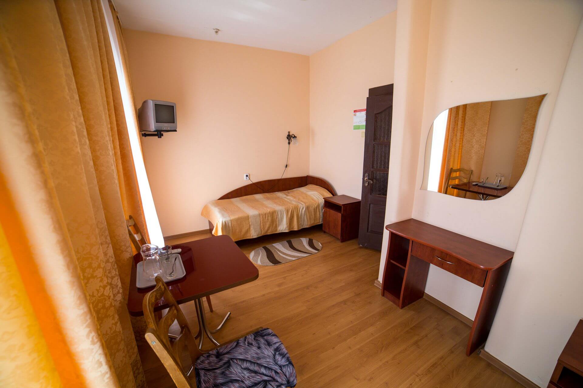 Посмотреть в галерее Стандартный 2-местный Твин Плюс корпус 1,2