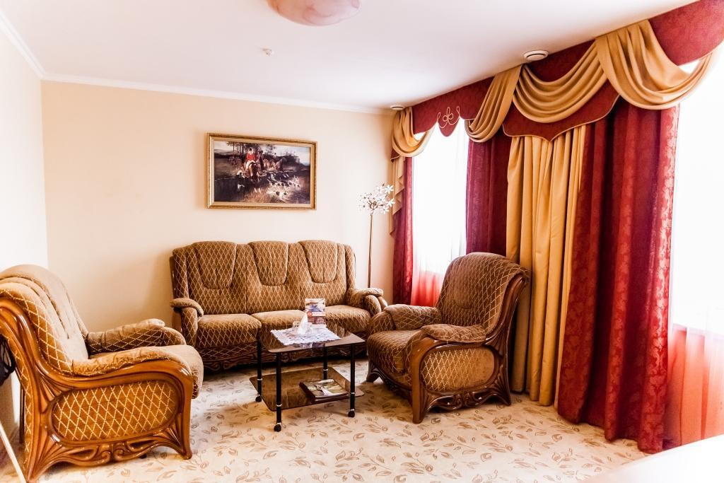 Люкс, основной корпус