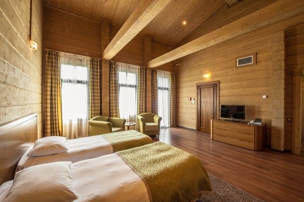 Коттедж 10-местный