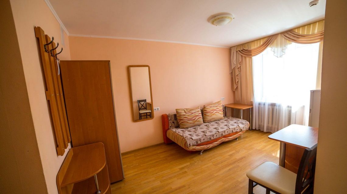 Посмотреть в галерее Комфорт 3-местный 2-комнатный Семейный корпус 2