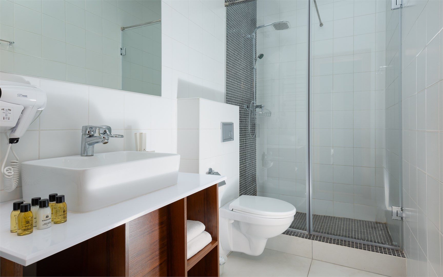 Посмотреть в галерее Suite Mini 2-мест. в таунхаусе