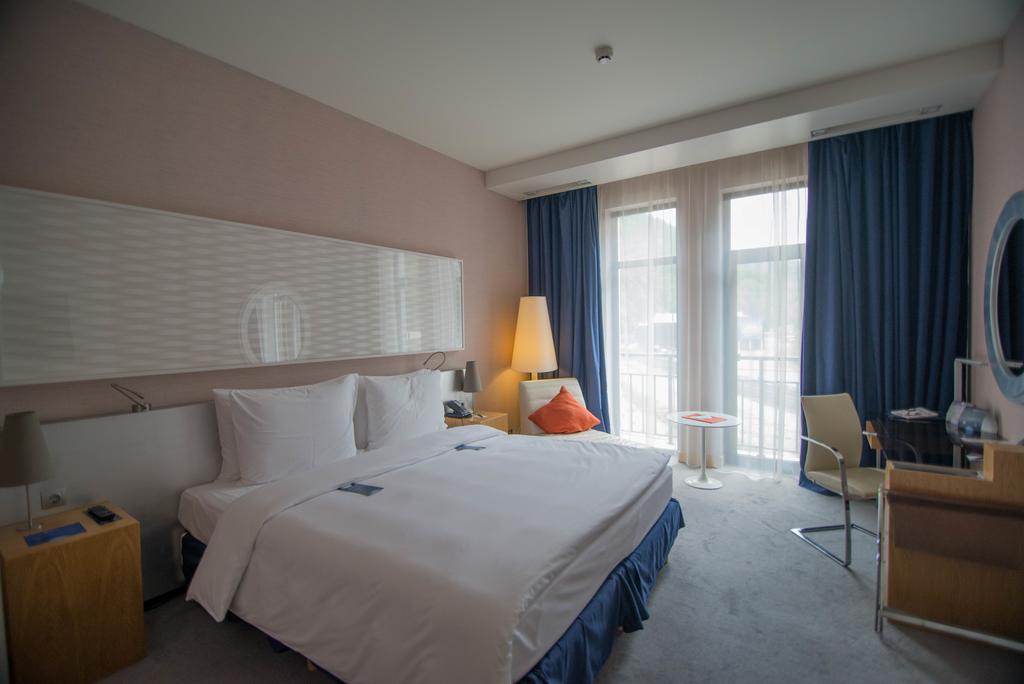 Премиум 2-местный с балконом и видом на реку