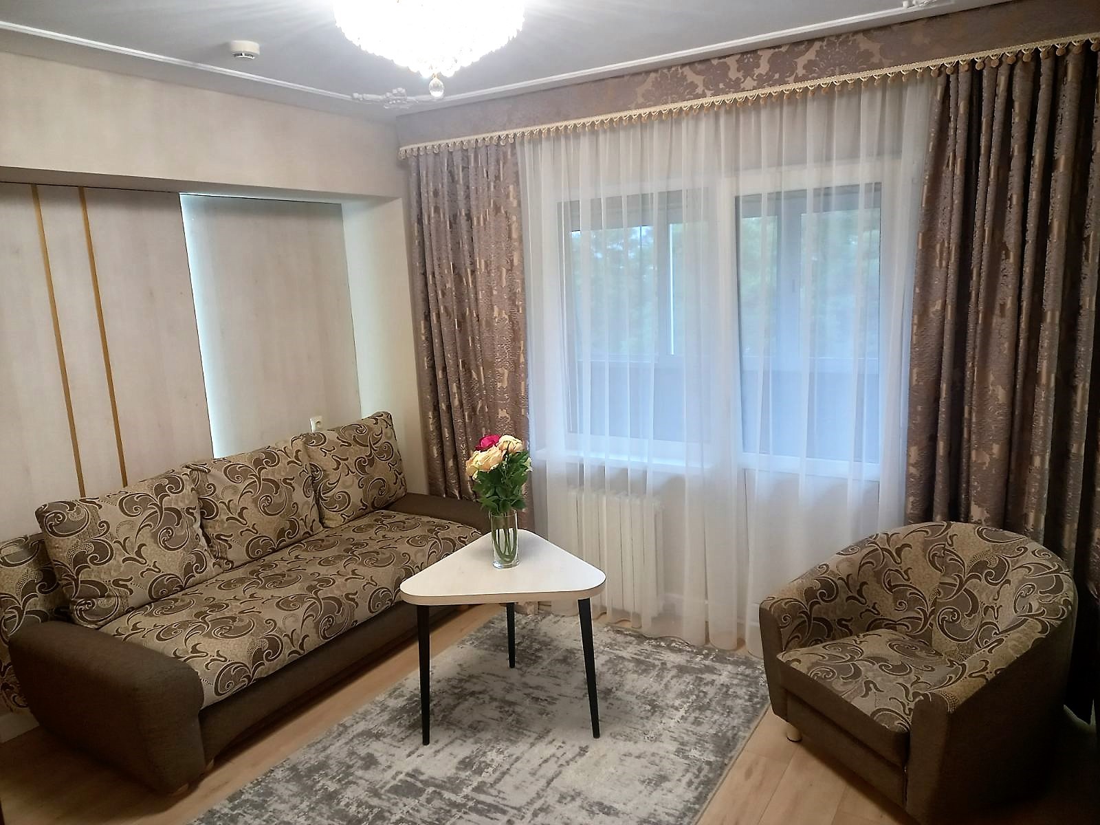 Посмотреть в галерее Люкс VIP 2-местный 2-комнатный Улучшенный