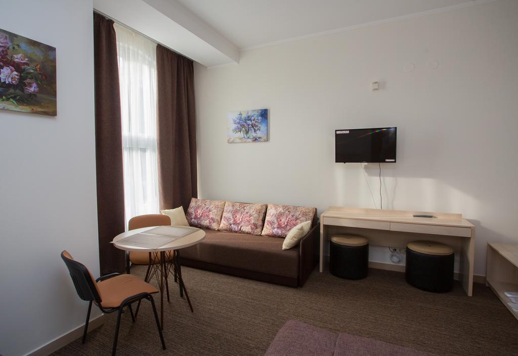Посмотреть в галерее Апартаменты Family Room, 1 этаж