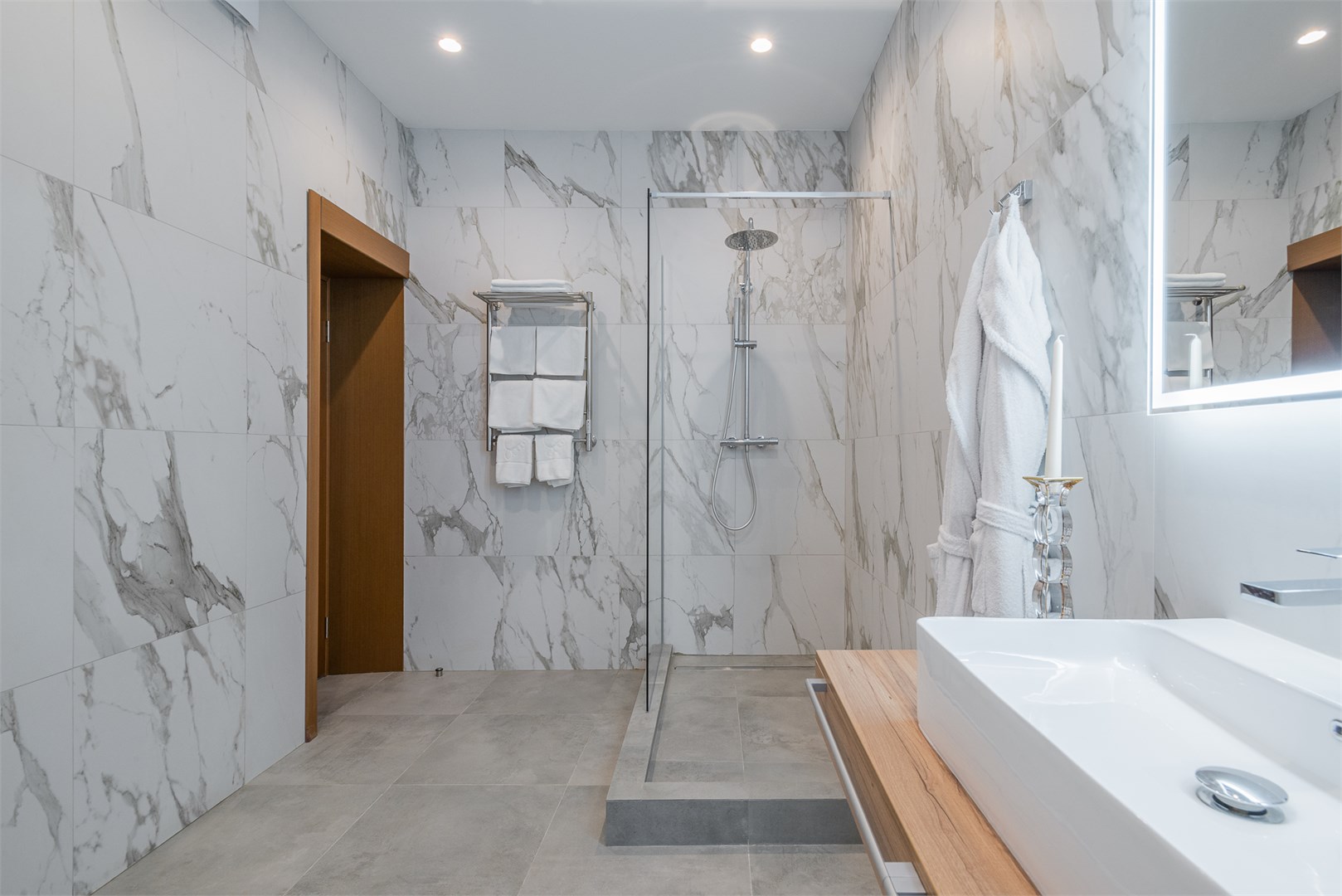 Люкс Люкс Семейный