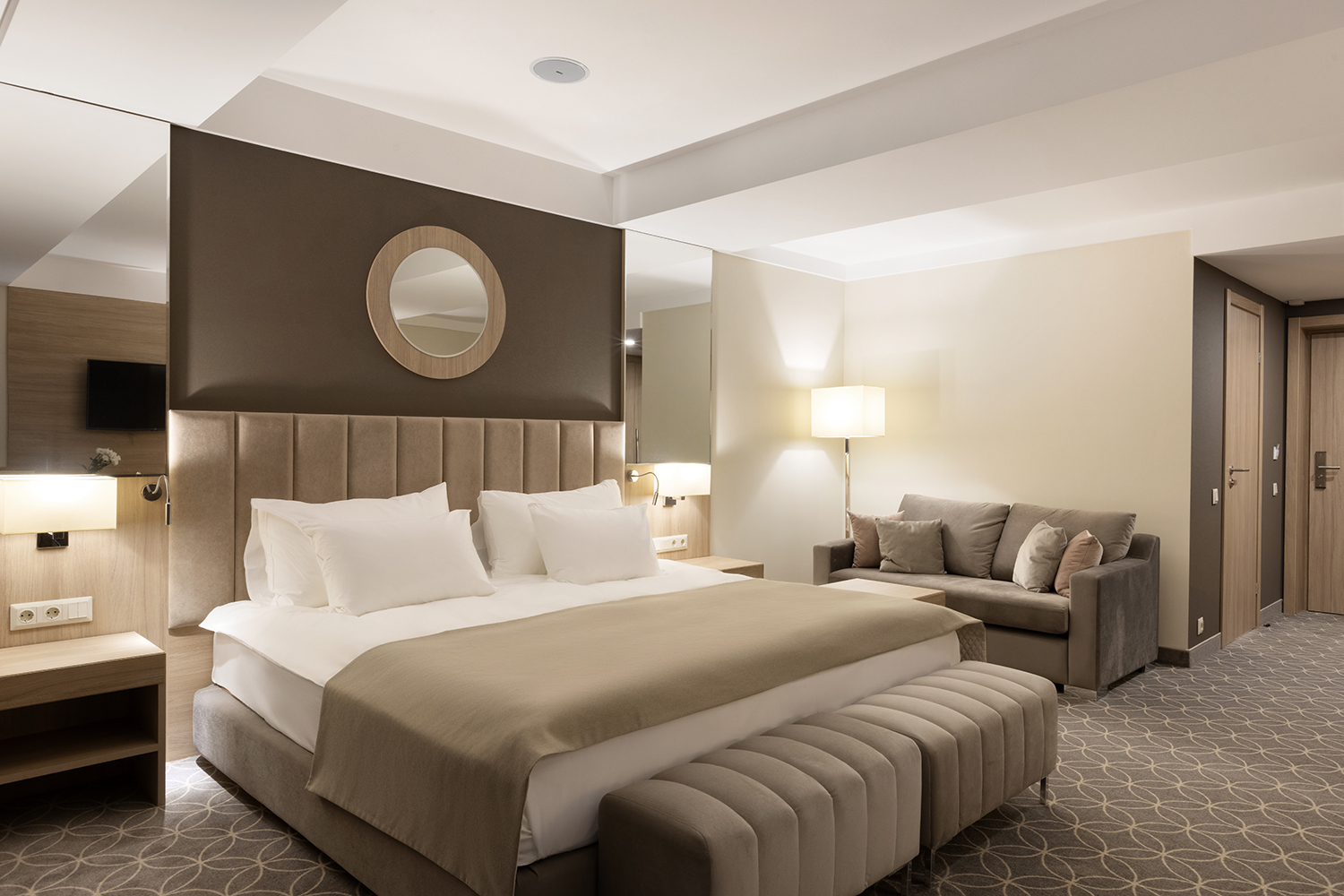 Посмотреть в галерее Junior Suite 2-местный с балконом