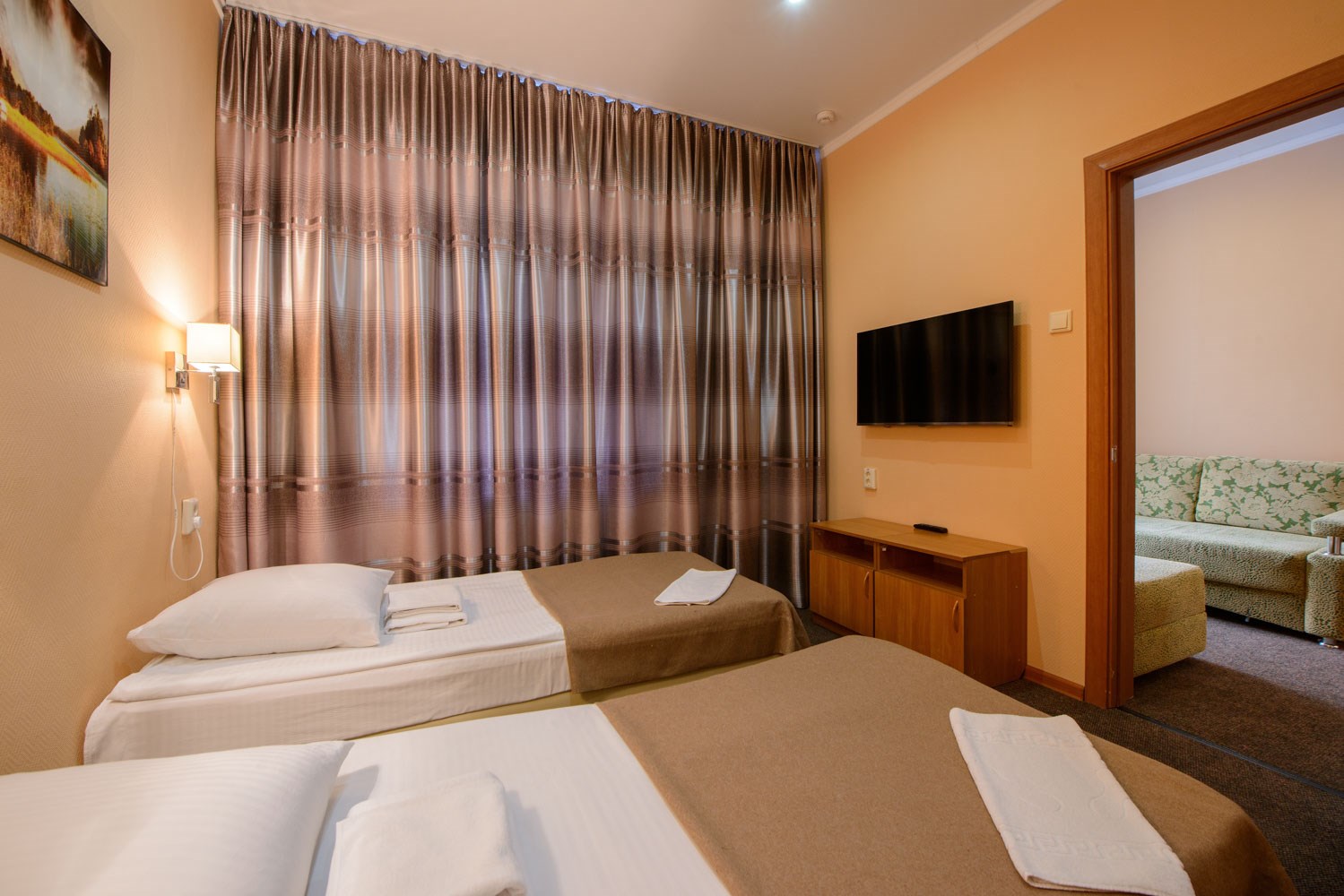 Семейный 2 комнатный 1 категории