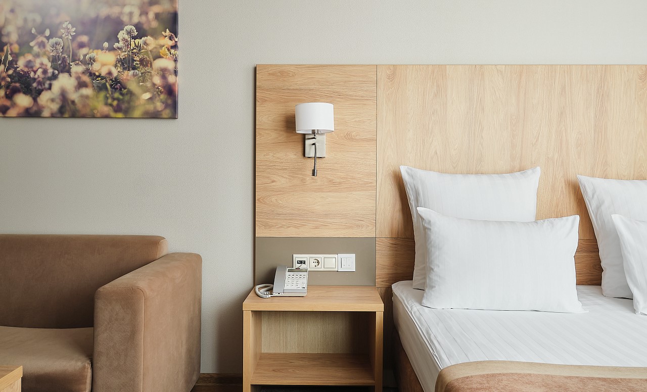 Стандарт 2-местный улучшенный с видом на окрестности (5-9 этаж)