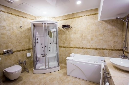 Посмотреть в галерее Королевский Люкс