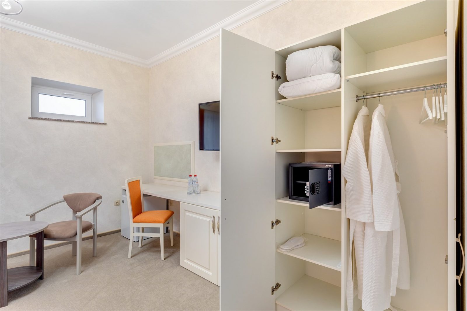 Улучшенный Улучшенный 2-комнатный 5-местный