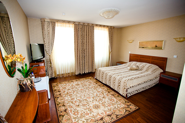 Полулюкс 2-местный 1-комнатный №3,5