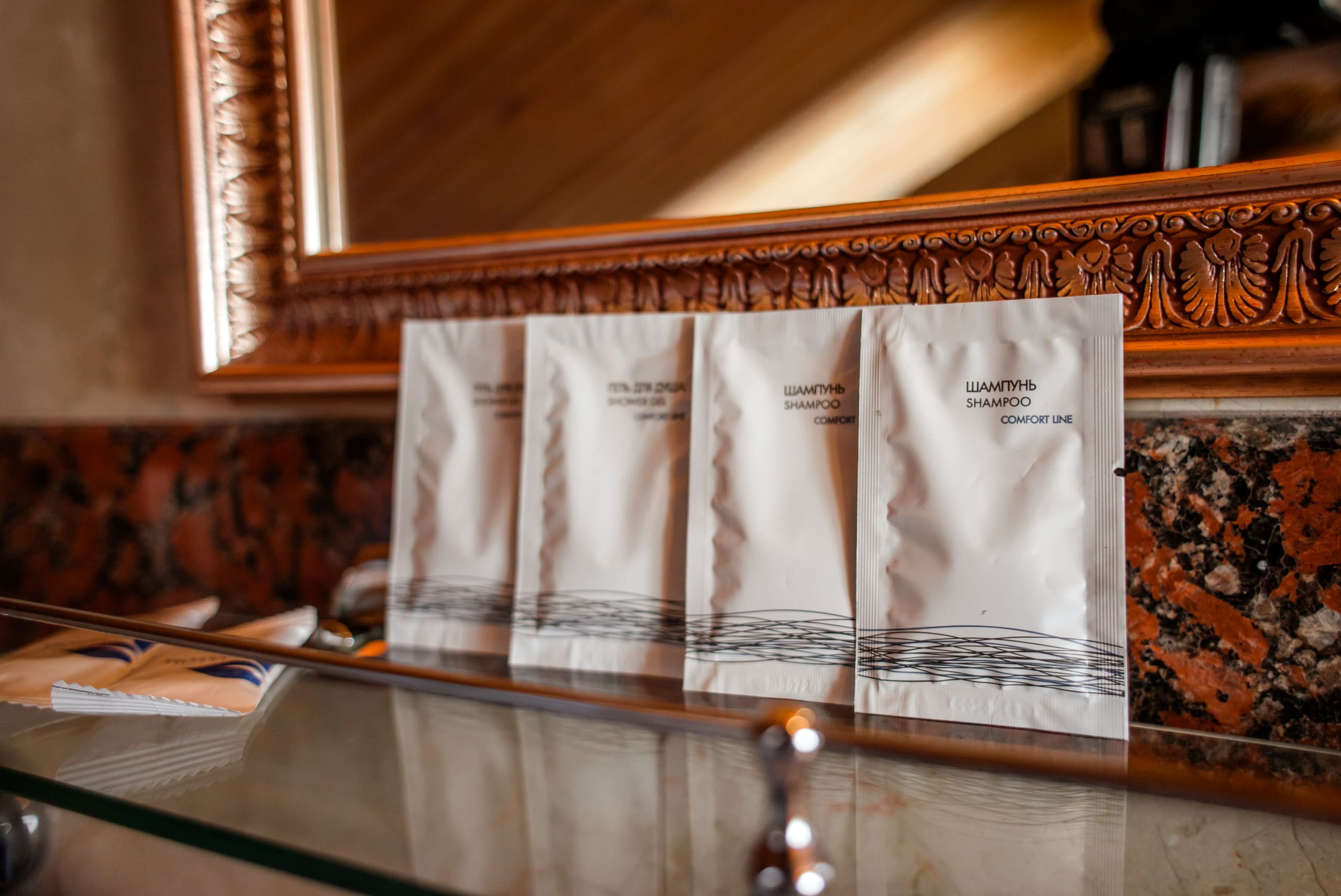 Стандартный 2-местный DOUBLE боковой вид на море и горы