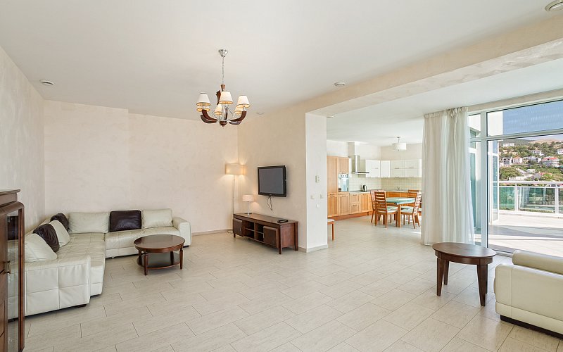 Superior Premier 2-местный 3-комнатный. корпус Парус