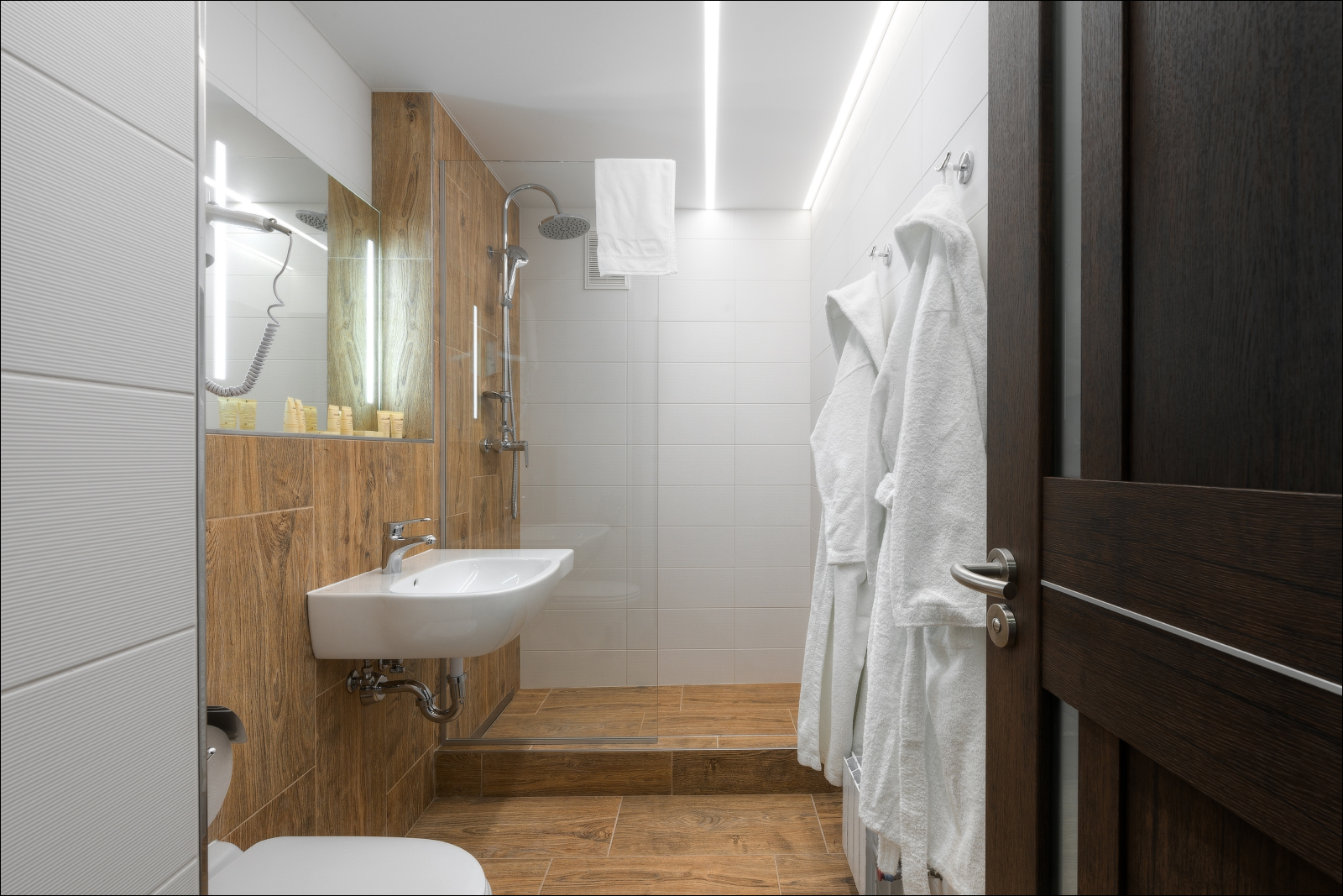 Посмотреть в галерее Suite Suite 2-местный 2-комнатный