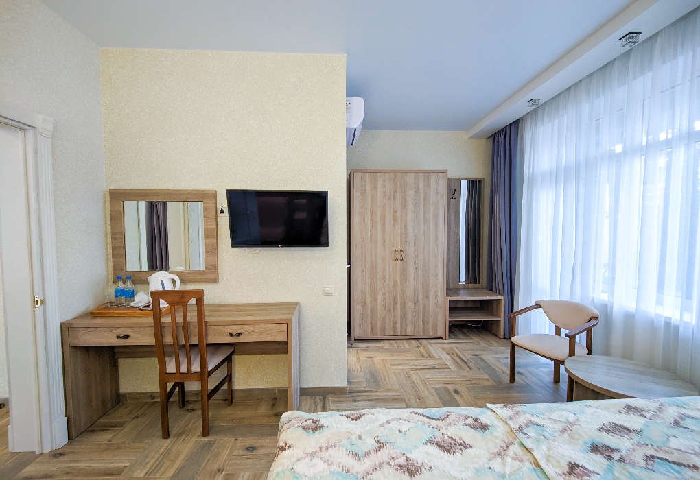 Посмотреть в галерее 2-мест.(разм. в 4-мест.) 2- комн. семейный коннект