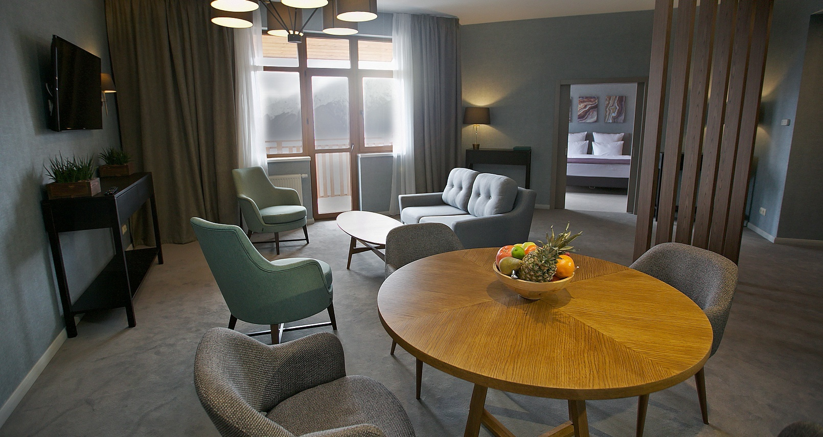 Посмотреть в галерее Suite Green Flow, вид на горы