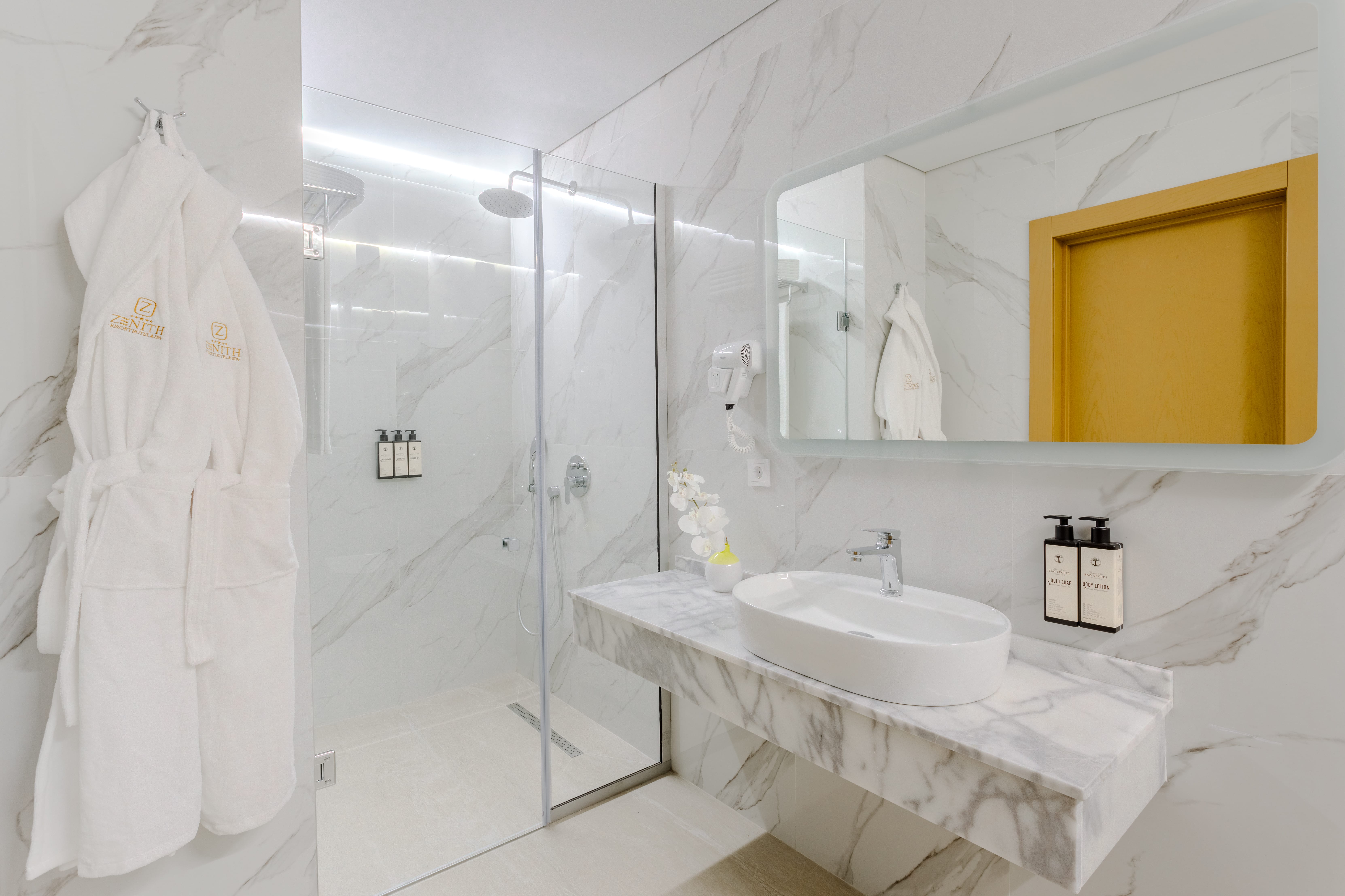 Люкс LUXE PREMIUM  2 комн.