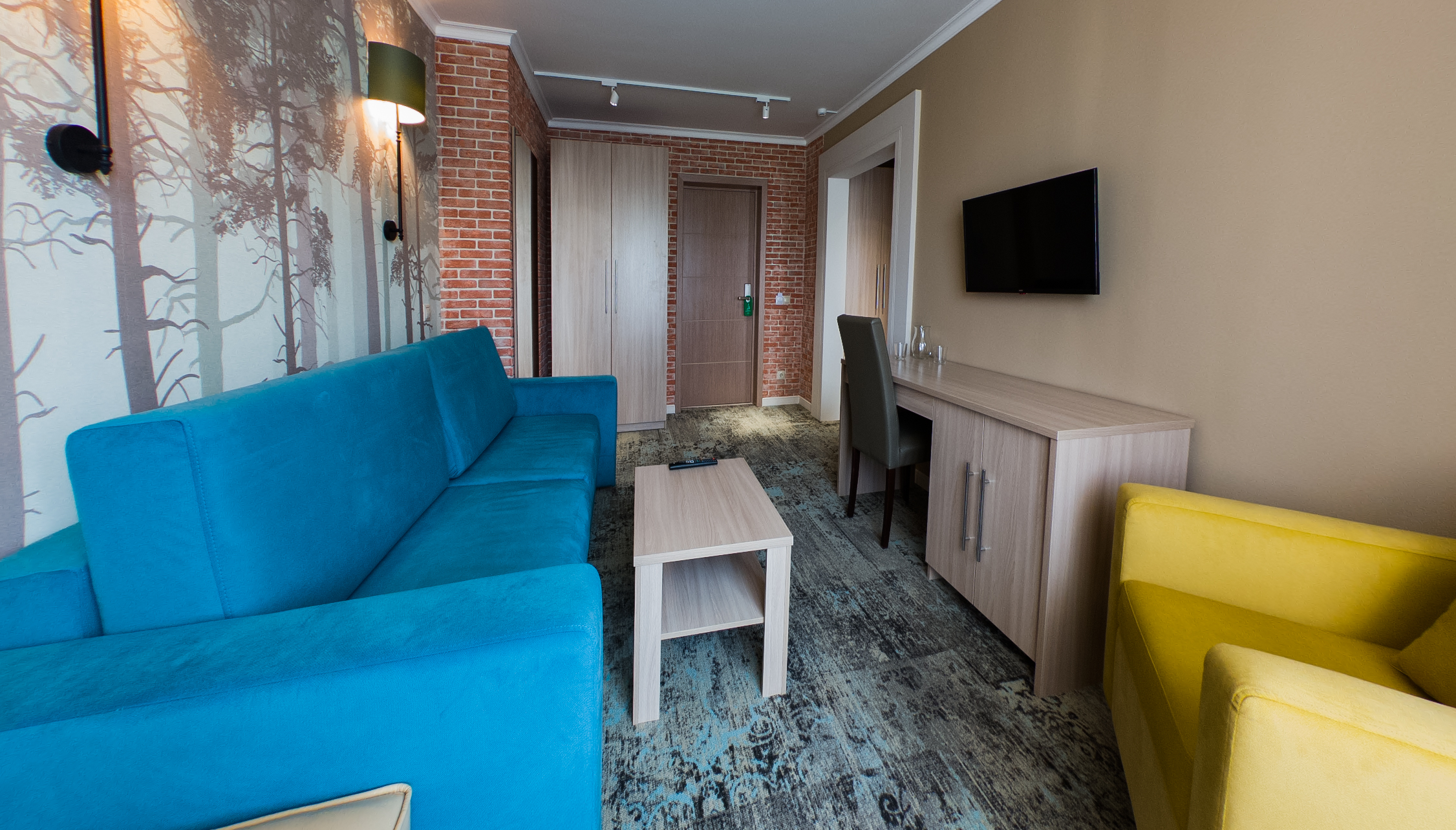 Люкс 2-местный 2-комнатный вид на территорию