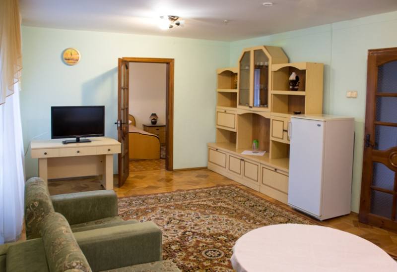 Посмотреть в галерее 2-мест. 2-комн. люкс, корп. 8