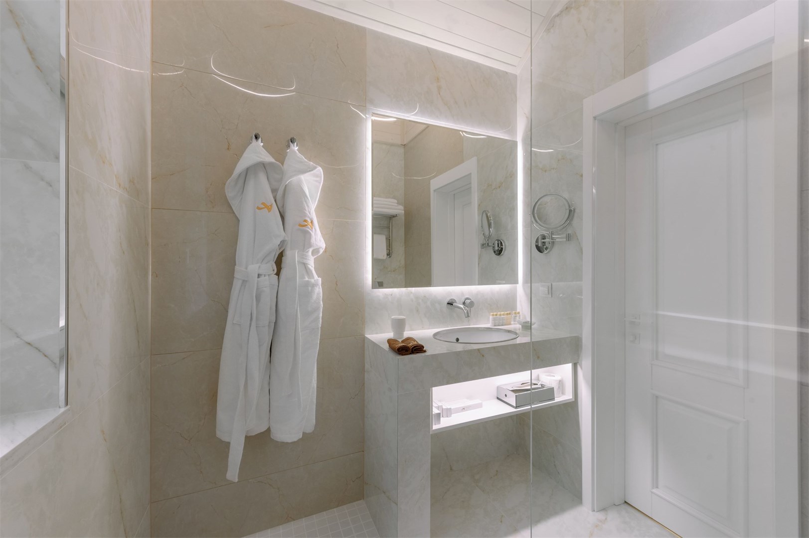 Люкс 2-местный 2-комнатный