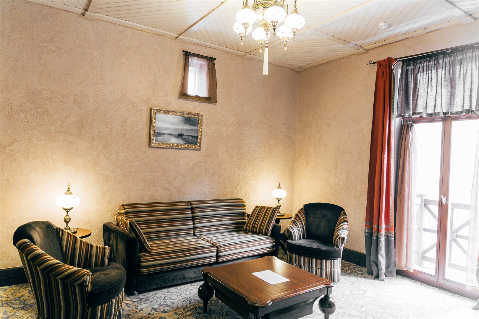 Люкс 4-местный, 2-комнатный