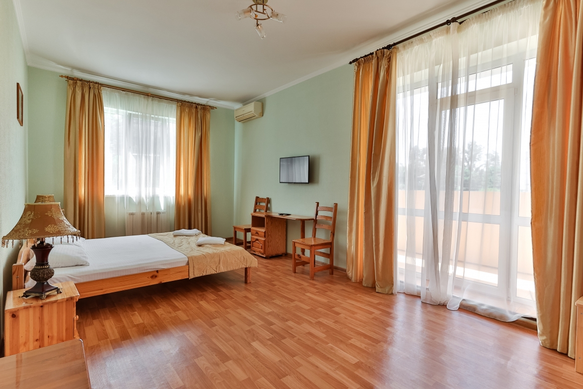 Улучшенный Стандарт Улучшенный с балконом