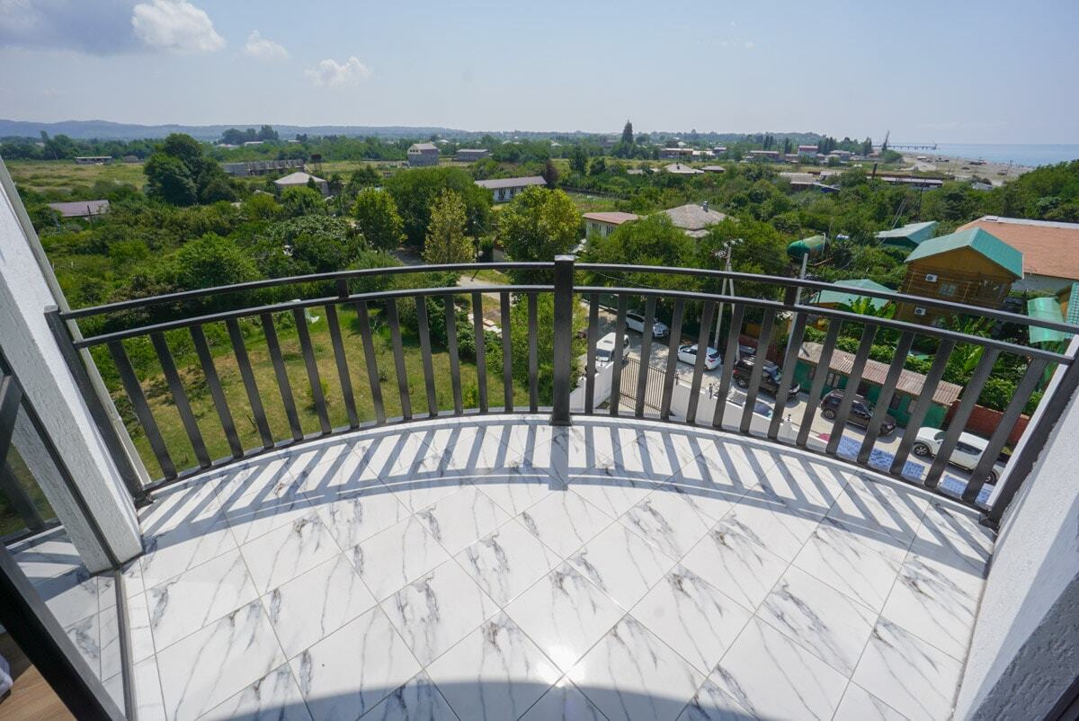 Посмотреть в галерее Люкс, главный корпус, категория
