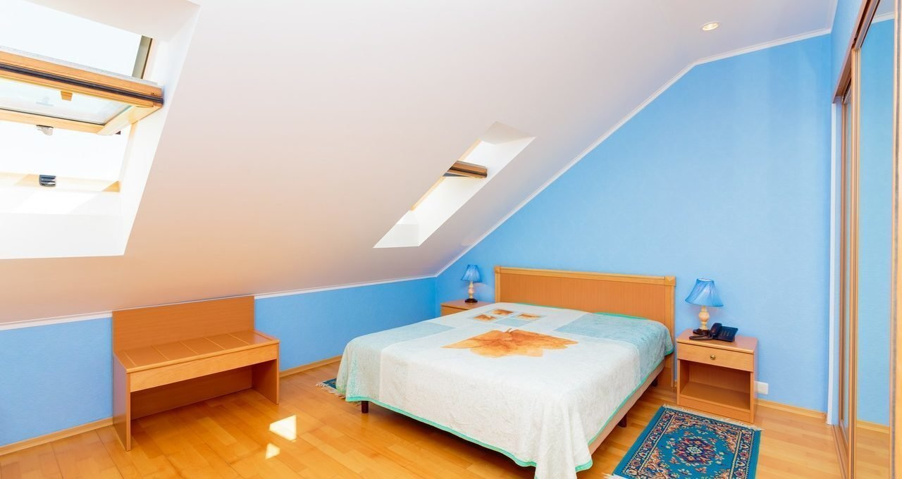 Посмотреть в галерее Мансардный