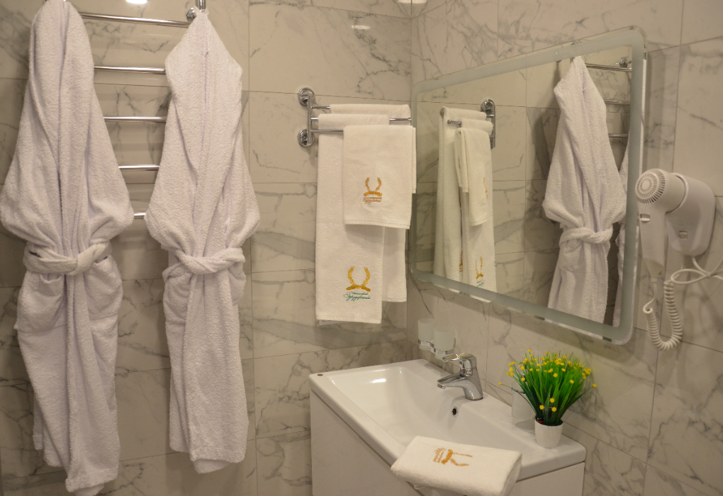 2-мест. 2-комн. люкс станд., корп. Бриз