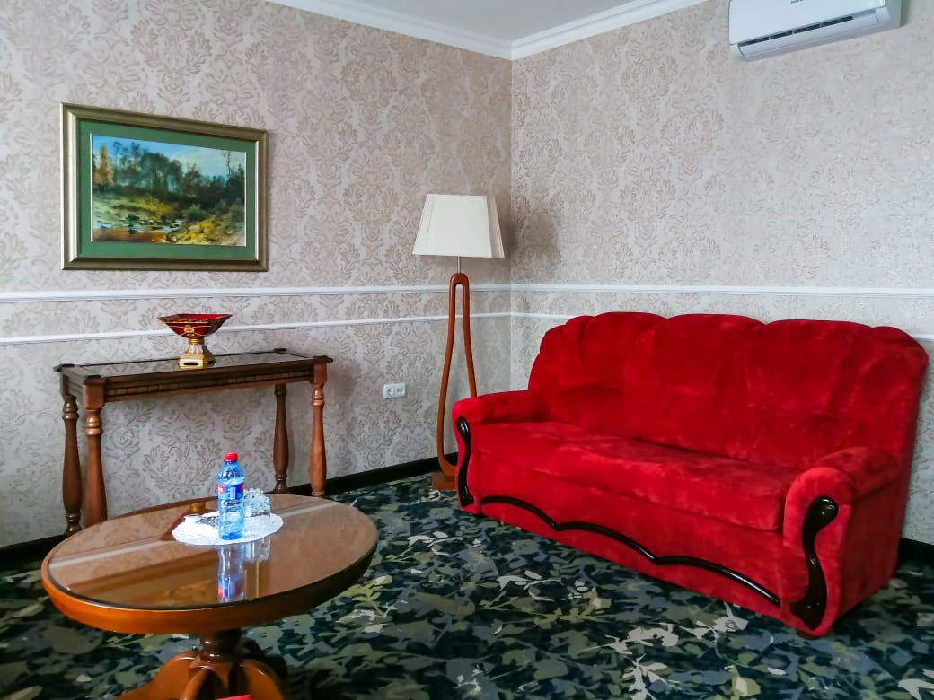 Посмотреть в галерее Junior Suite 2-местный Джуниор сюит 50 м2