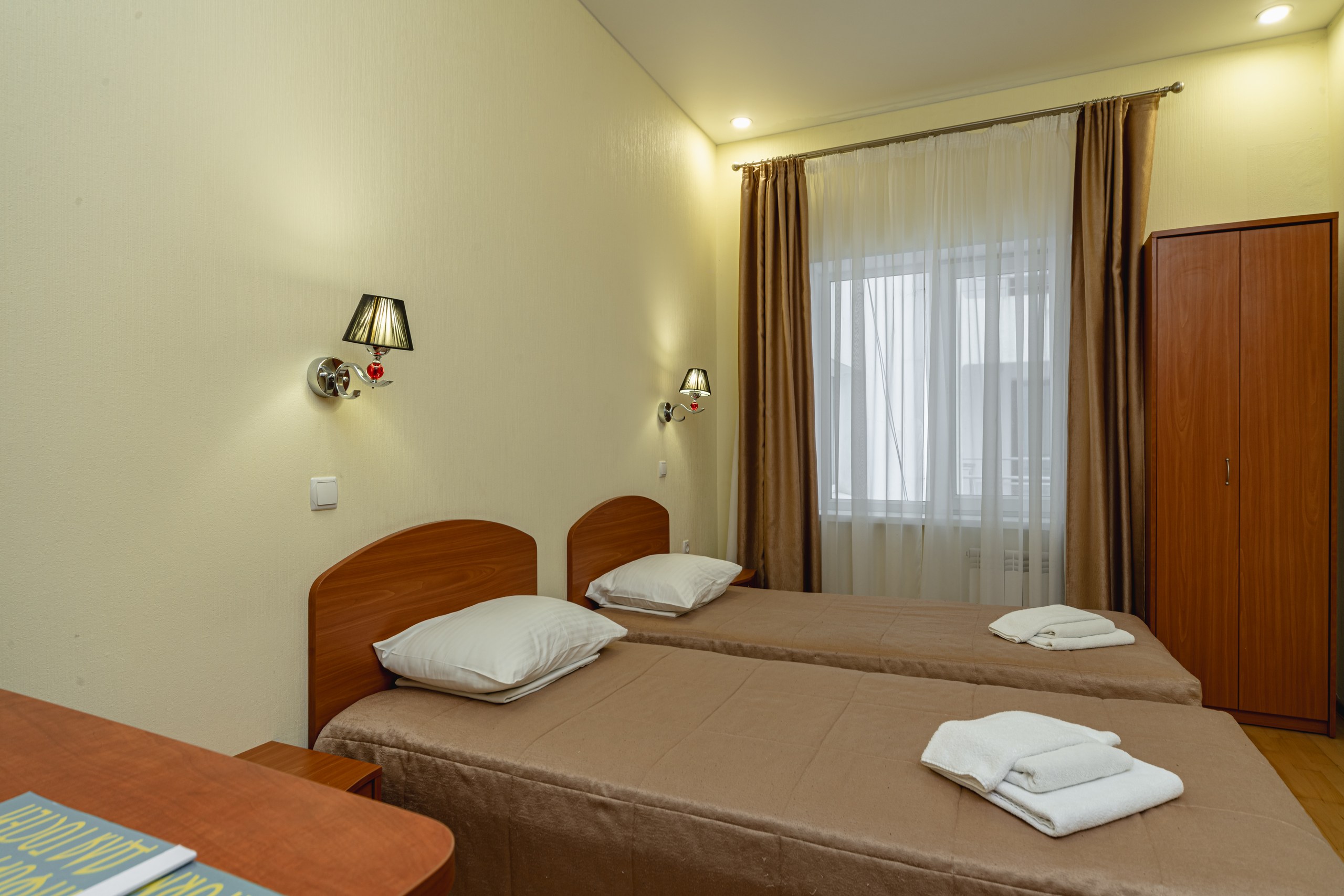 Полулюкс 2-местный 2-комнатный №311