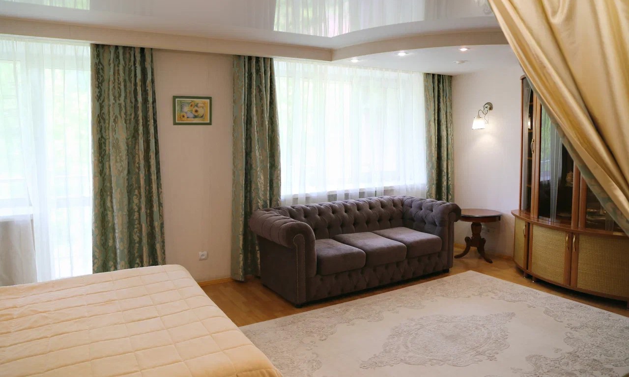 Посмотреть в галерее Junior Suite 1-местный (корпус 1)