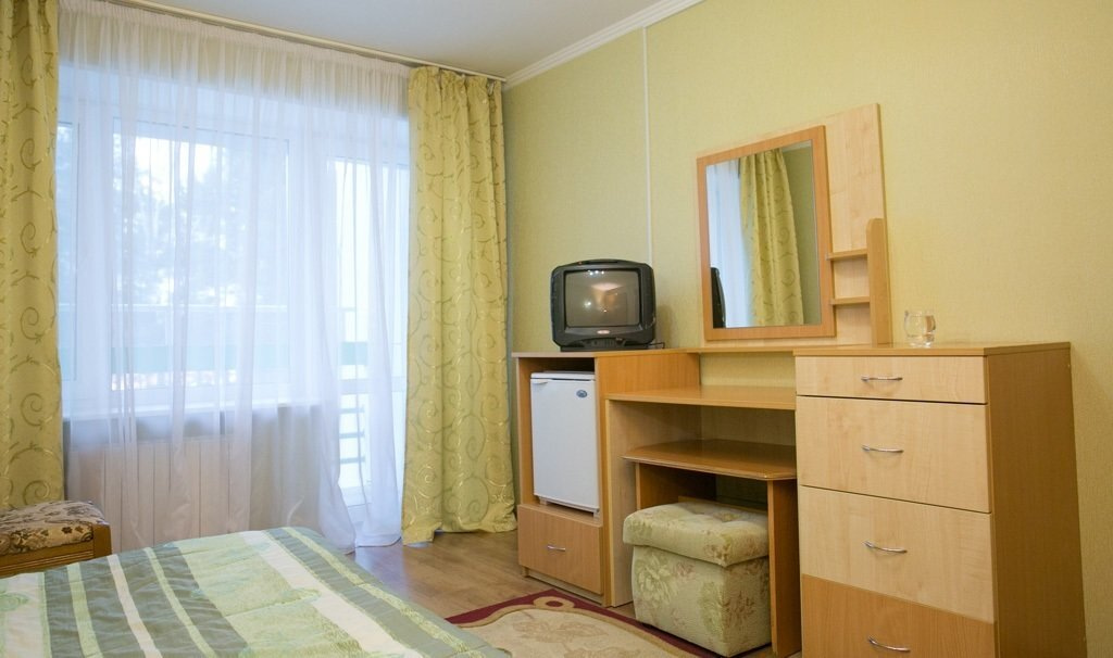 Посмотреть в галерее Стандартный, Главный корпус