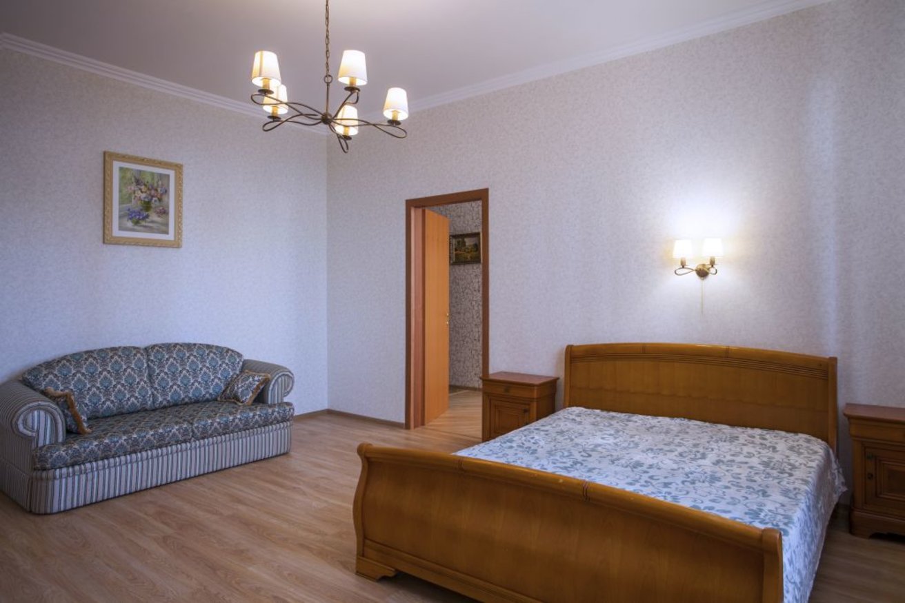 Люкс 3-местный 2-комнатный корпус Лилия