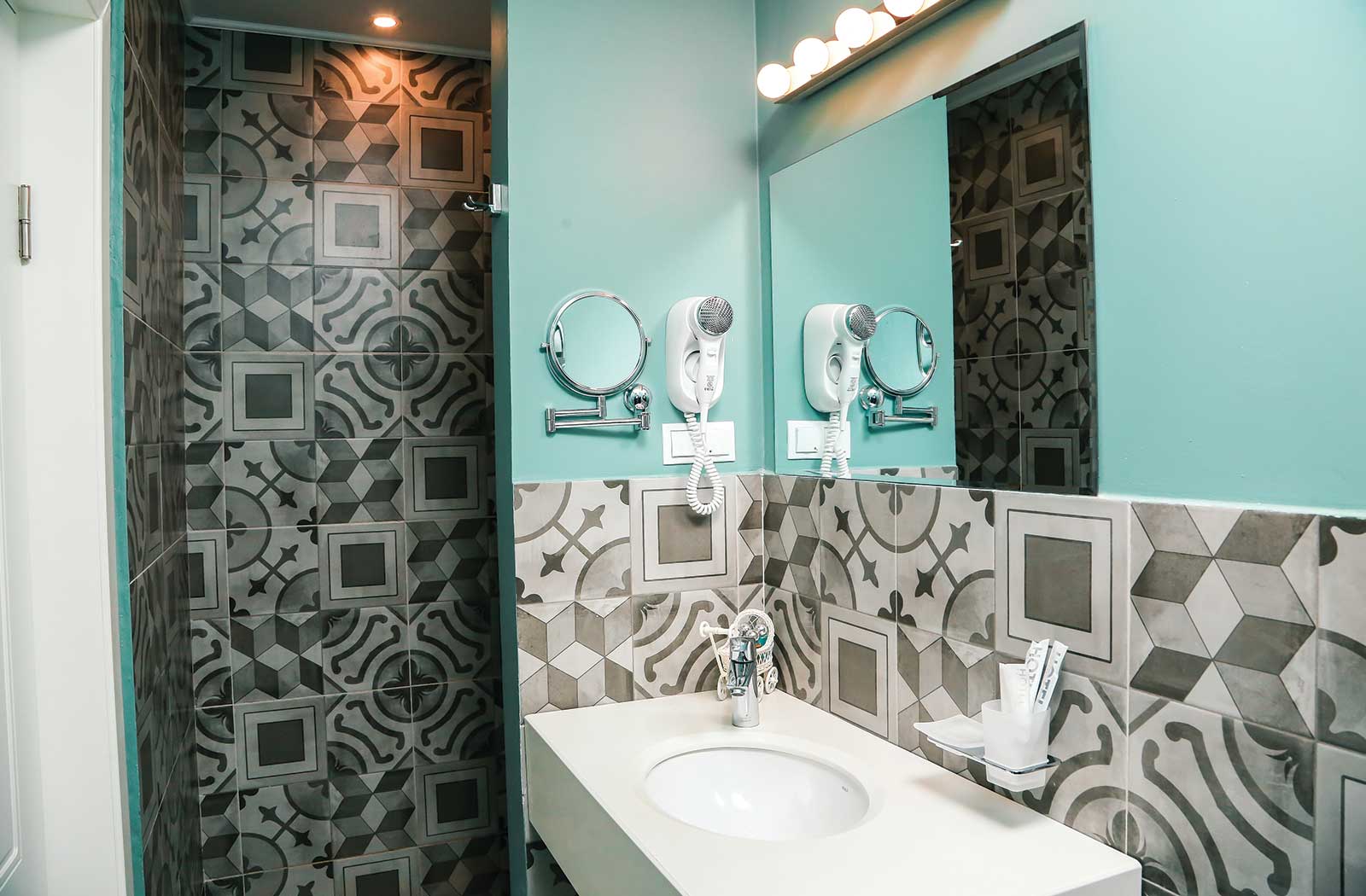 Стандарт 2-местный без балкона вид горы