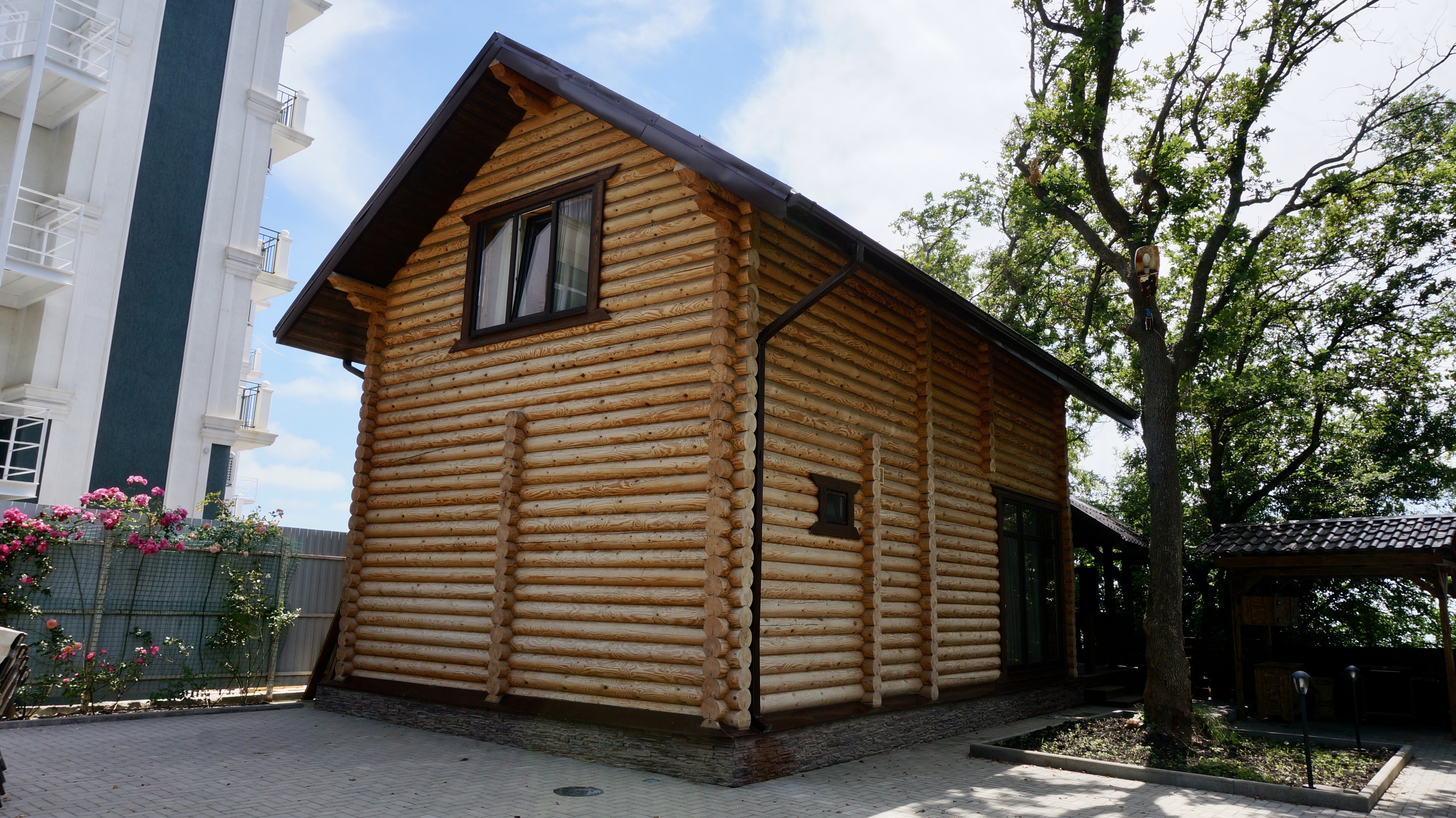 Посмотреть в галерее Коттедж Villa Resto 4-местный