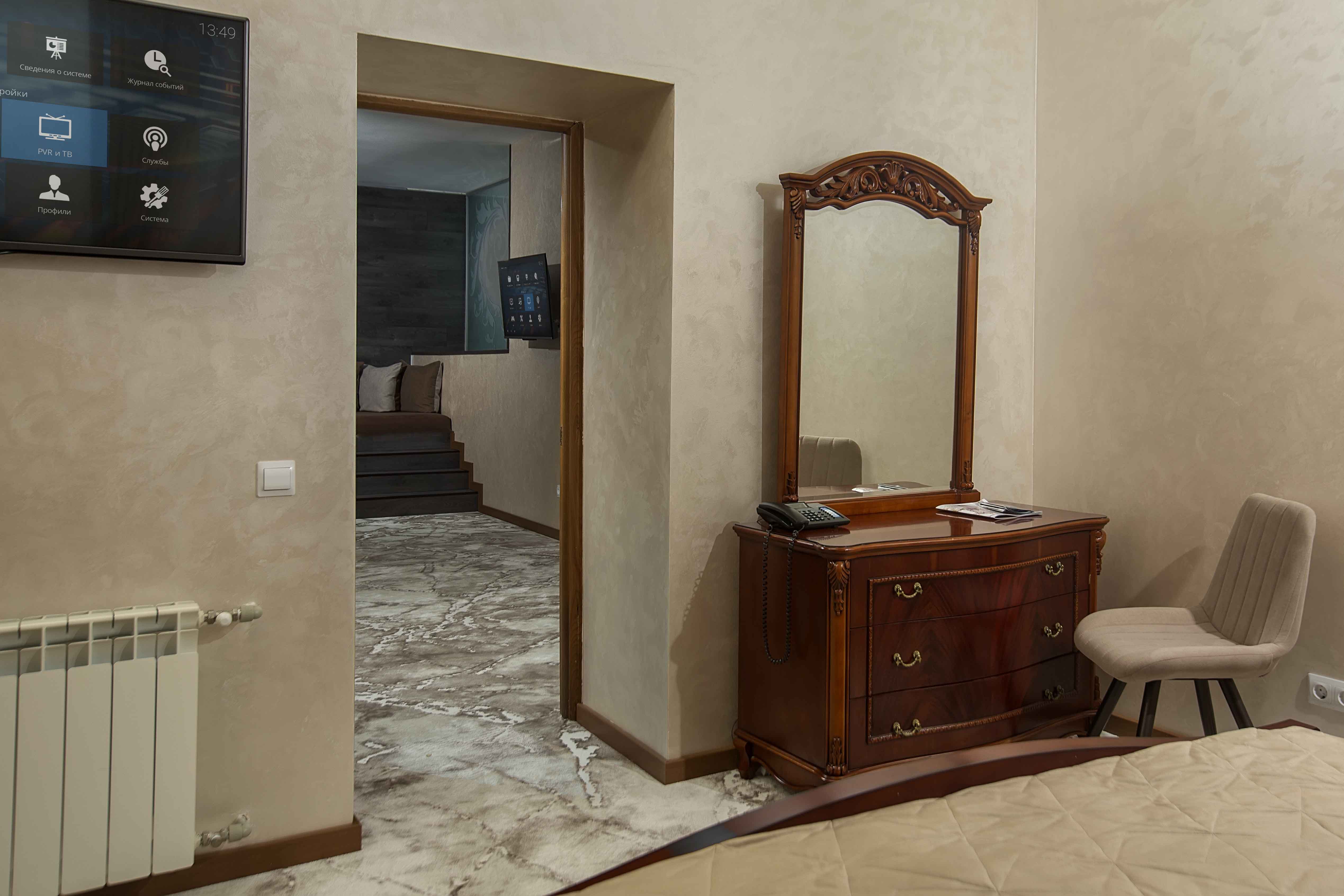 Полулюкс 4-местный 3-комнатный семейный