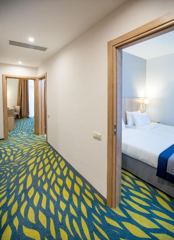 Семейный, Tulip Inn 4****