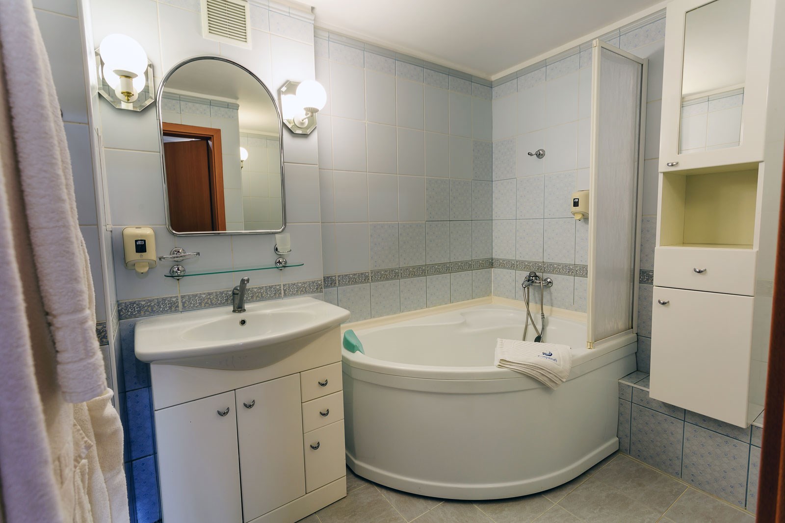 Апартаменты 2-местные 2-комнатные Апартаменты корпус 1, 3